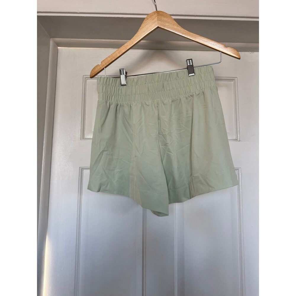 Abercrombie and fitch shorts in light green size small - Picture 2 of 4
